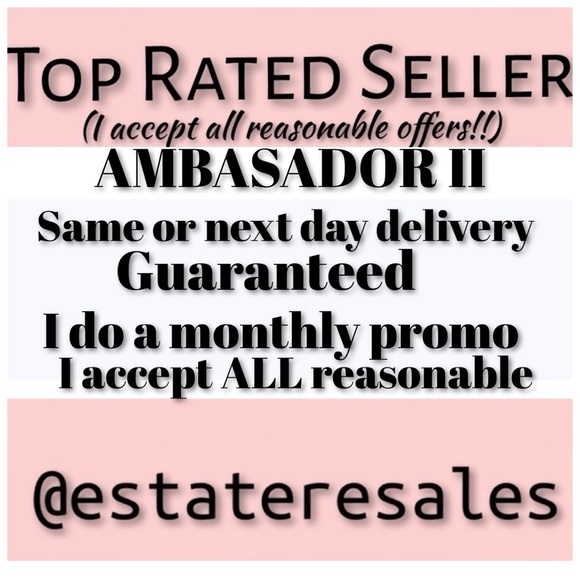 Tender Love + Carry Red Leather Makeup Bag - Picture 10 of 10